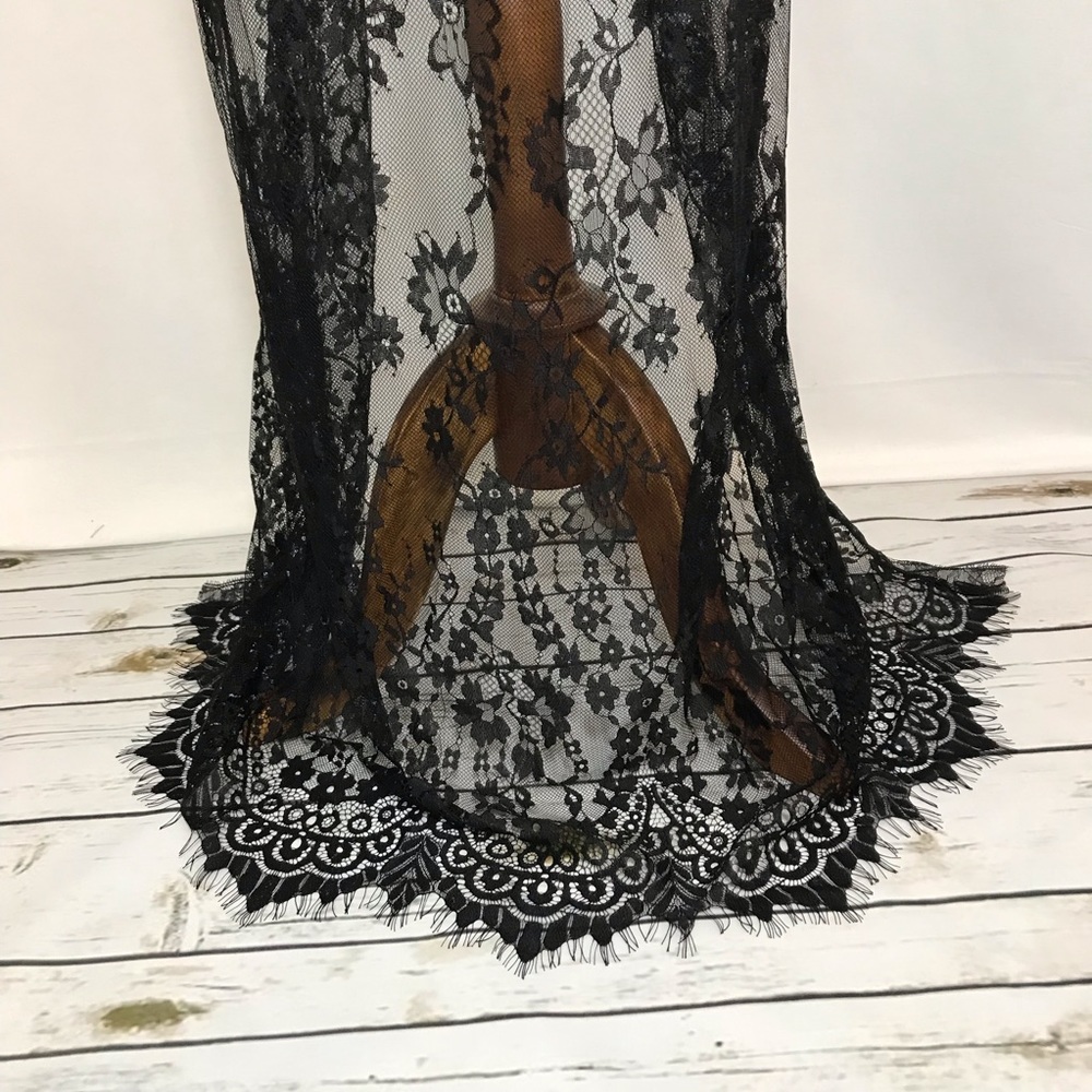 Gorgeous Eyelash Lace Extra Long Maxi Maternity Gown - Picture 10 of 16